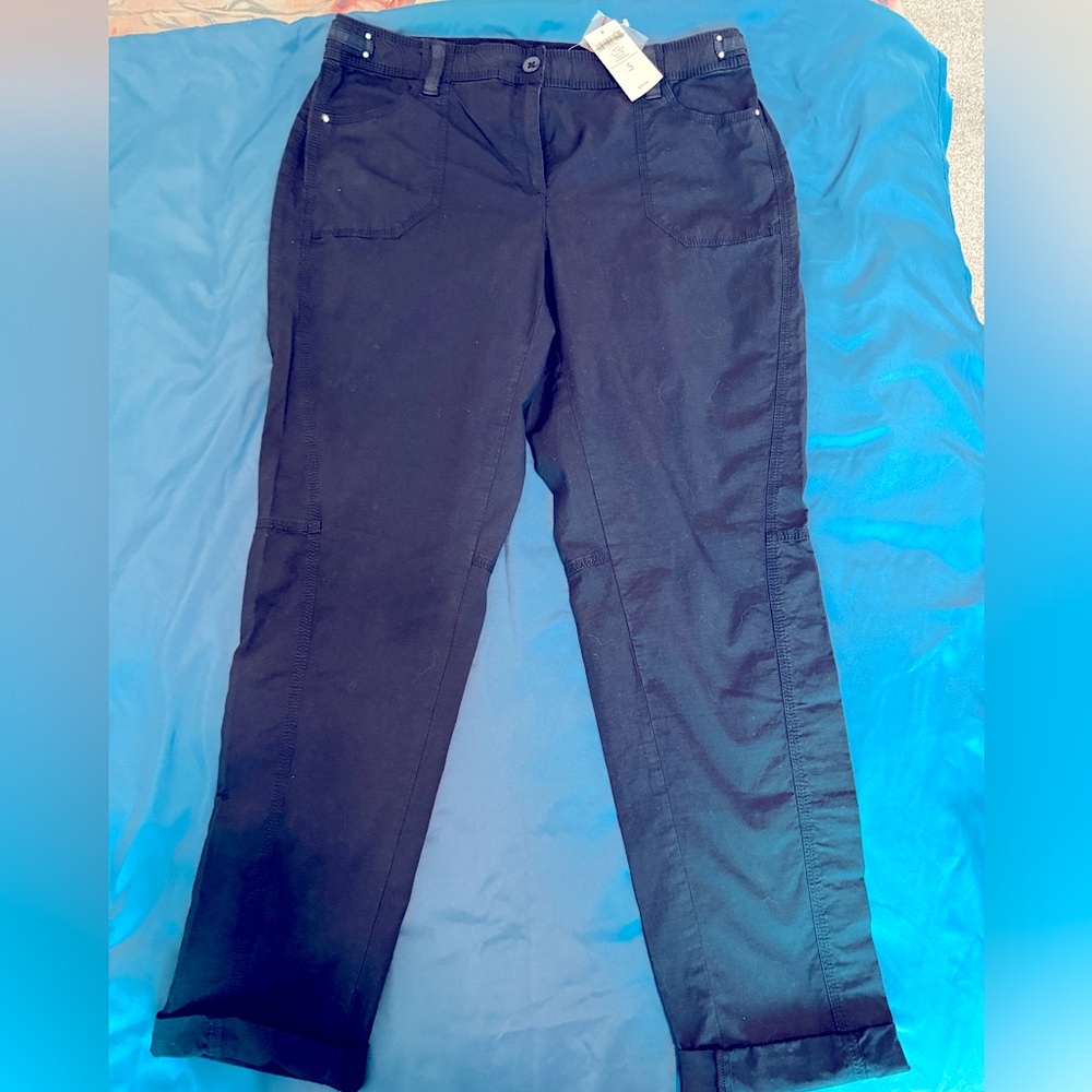 Chico’s Ripstop UtilityStraight-Leg Cropped Pants Midnight blue NWT